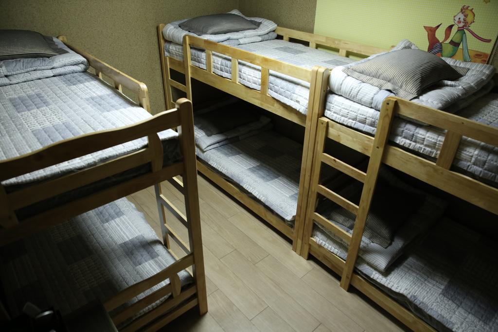 Moiri Guesthouse Yeosu Eksteriør bilde