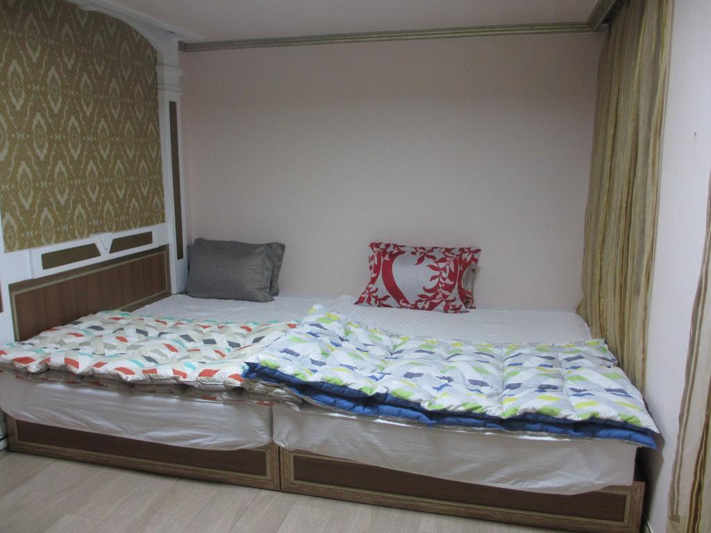 Moiri Guesthouse Yeosu Eksteriør bilde